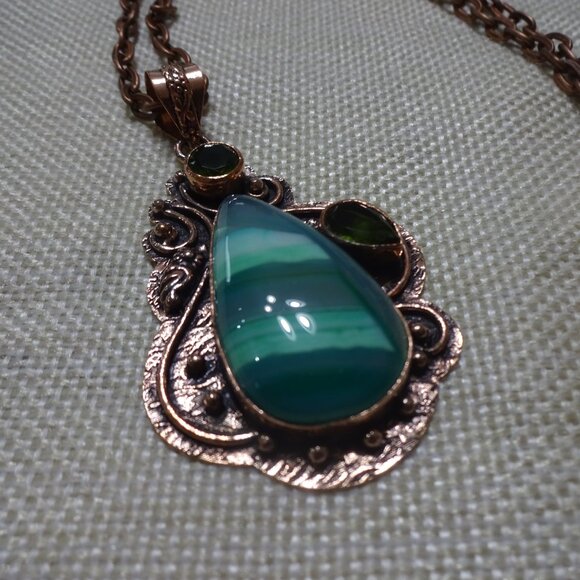 Rustic GREEN BOTSWANA AGATE & PERIDOT Handmade Copper Pendant/Chain #897B - Picture 3 of 3